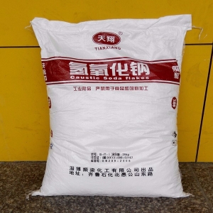 片堿（氫氧化鈉/NaOH）——火堿，苛性